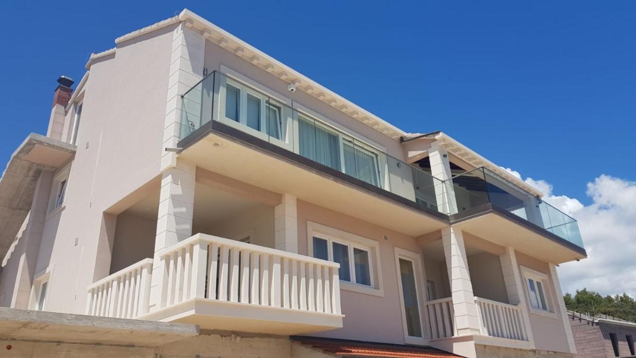 Apartments Tanja 扎瓦拉提卡 外观 照片